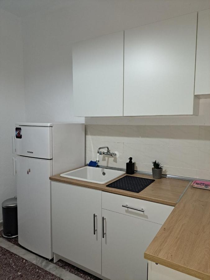 Blue Horizon Apartment Vrasná Екстериор снимка