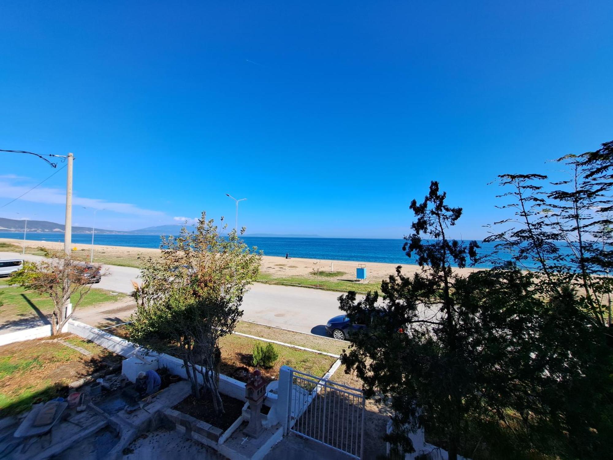 Blue Horizon Apartment Vrasná Екстериор снимка