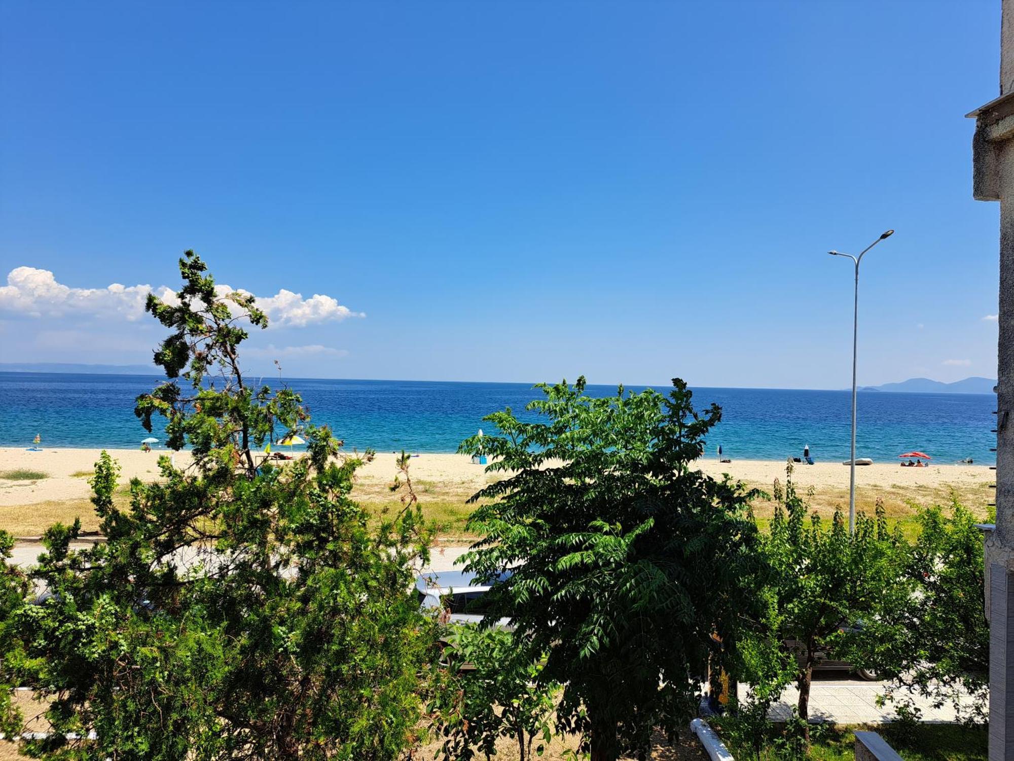 Blue Horizon Apartment Vrasná Екстериор снимка