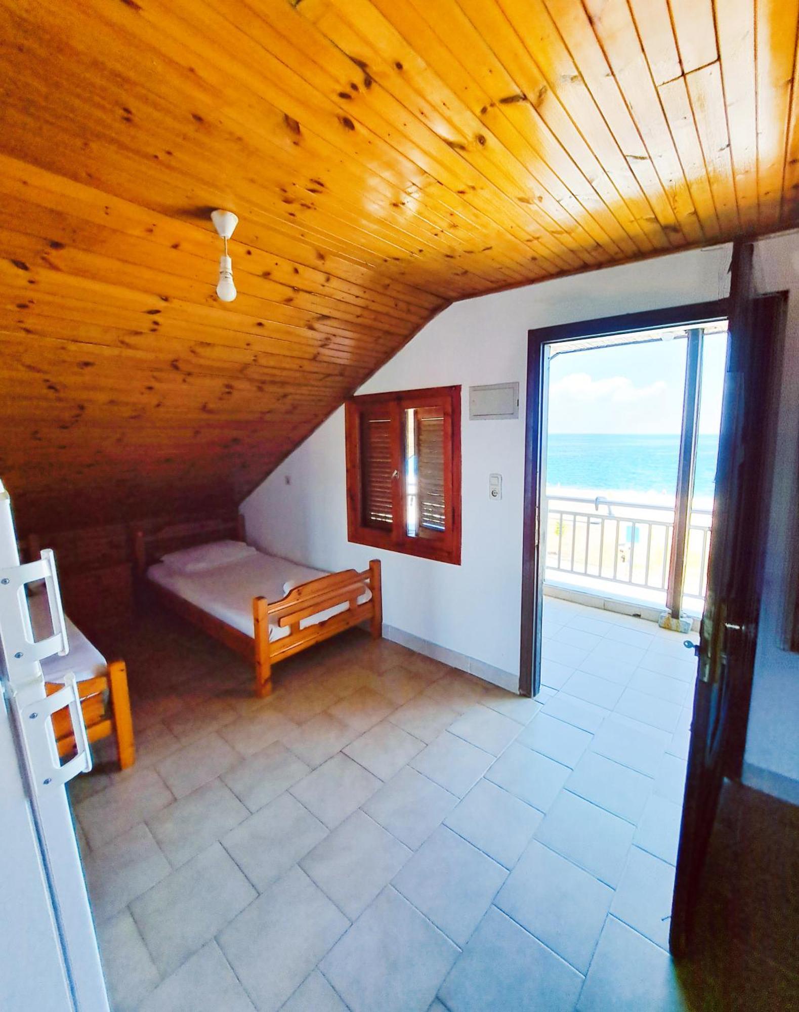 Blue Horizon Apartment Vrasná Стая снимка